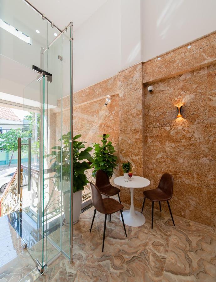 Uy Duong Hotel & Apartment - ญาจาง ภายนอก รูปภาพ