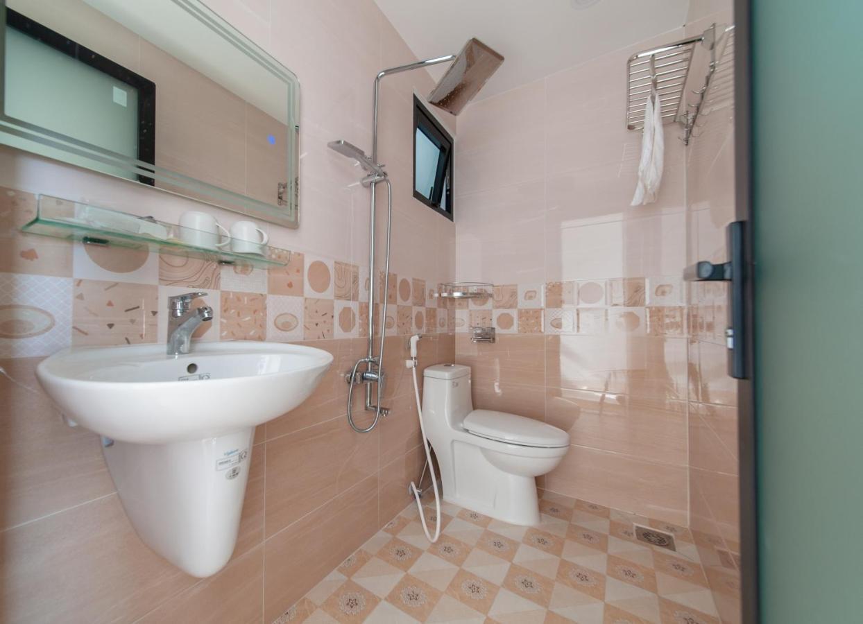 Uy Duong Hotel & Apartment - ญาจาง ภายนอก รูปภาพ